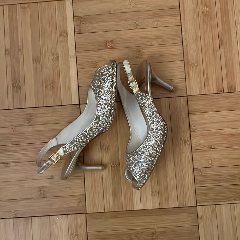 Stuart Weitzman gold glitter peep toe heels, 10